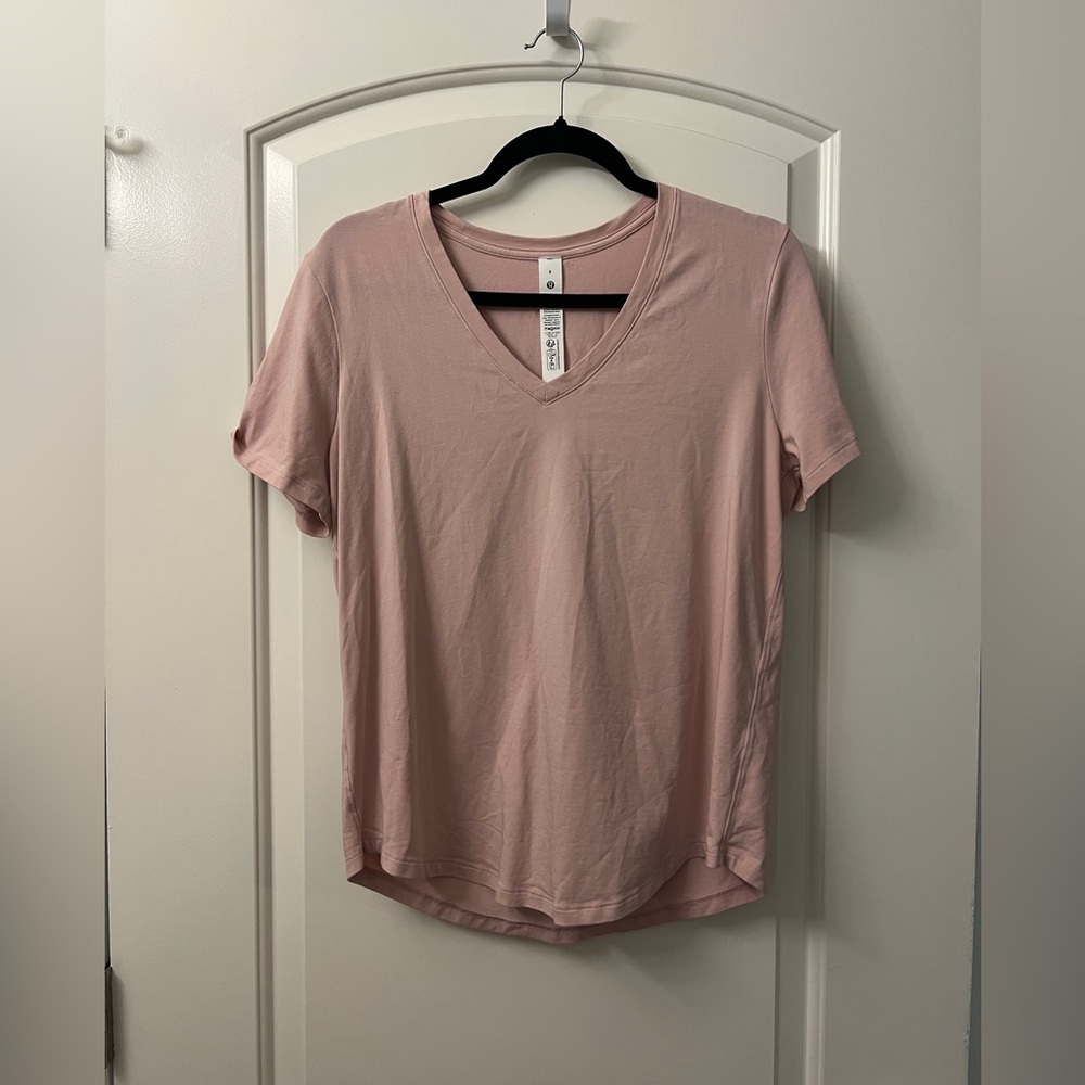 Lululemon Love V-Neck T-Shirt size 8
